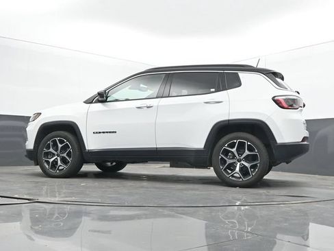 Used 2025 Jeep Compass Limited AWD/4WD image 47