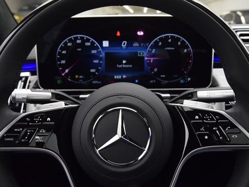 Used 2026 Mercedes-Benz S 580 4MATIC Sedan image 22