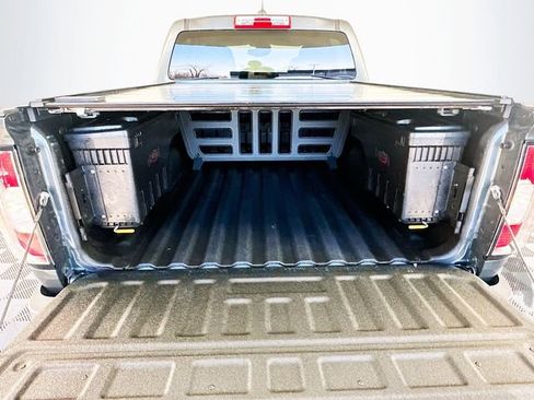 Used 2015 GMC Canyon SLT w/ LPO, Gearon Divider Package image 24