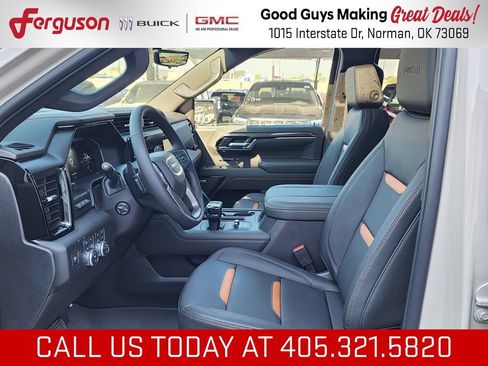 New 2026 GMC Sierra 1500 AT4 w/ AT4 Premium Package AWD/4WD image 17