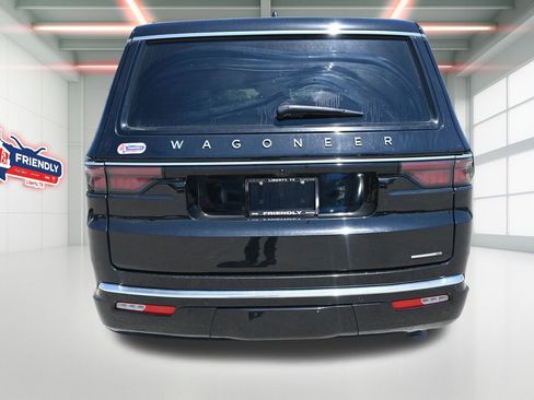 Used 2024 Jeep Wagoneer Series II w/ Flexible Seating Group AWD/4WD image 36