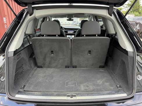 Used 2023 Audi Q7 3.0T Premium w/ Convenience Package AWD/4WD image 26