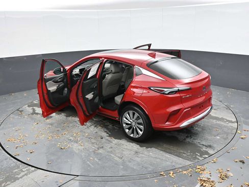 New 2026 Buick Envista Avenir image 40