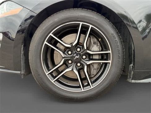 Used 2023 Ford Mustang GT Premium image 9