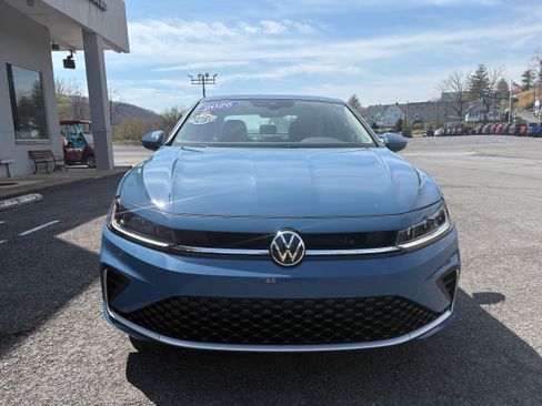 Used 2026 Volkswagen Jetta S image 4