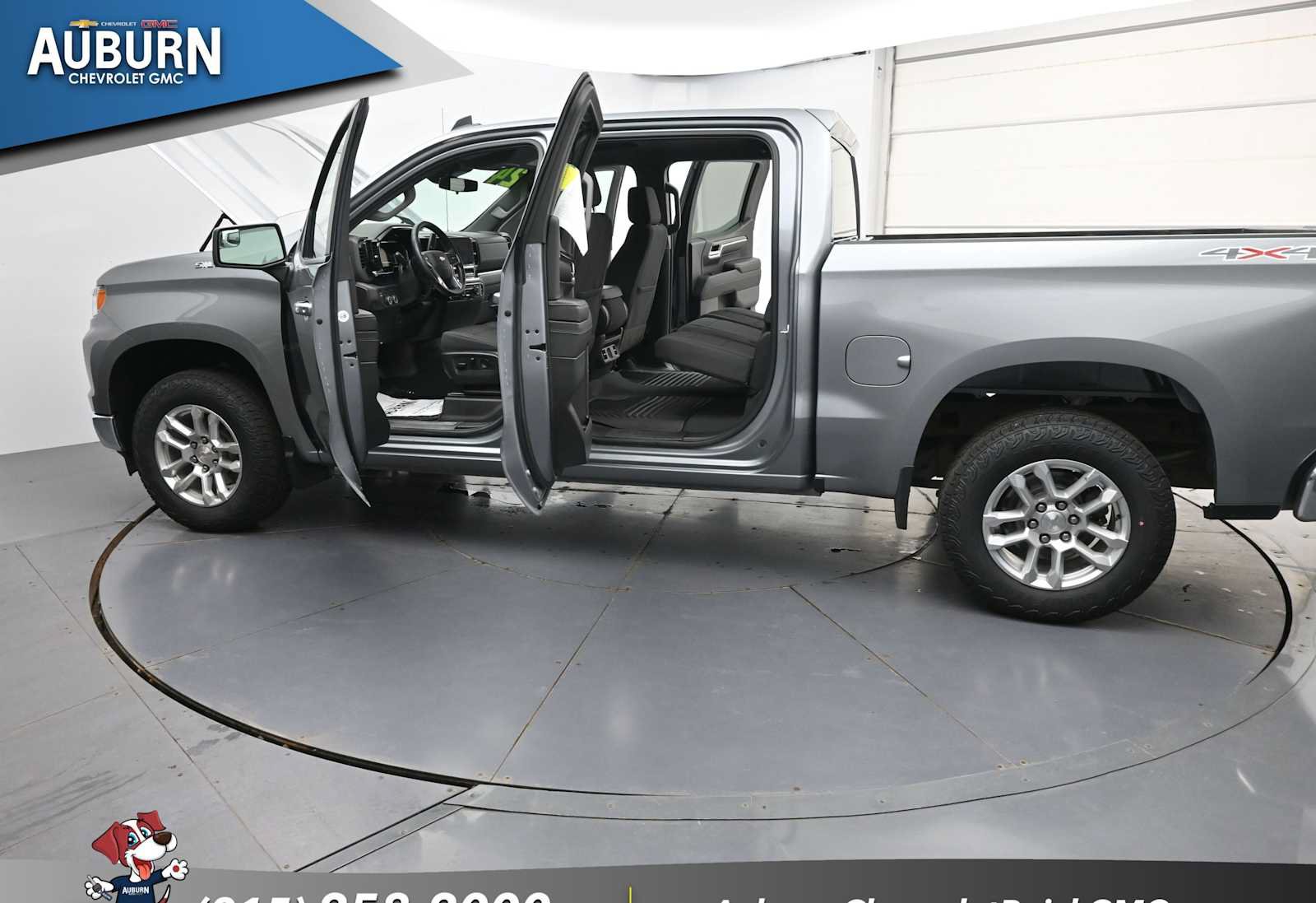 Used 2024 Chevrolet Silverado 1500 LT AWD/4WD image 39