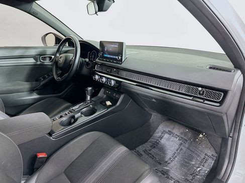 Used 2023 Honda Civic Sport image 27