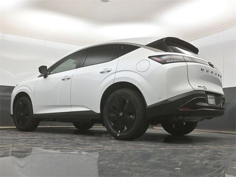 New 2025 Nissan Murano SV image 19