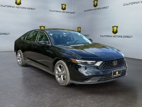 Used 2023 Honda Accord EX image 7
