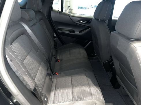 Used 2025 Chevrolet Equinox LT FWD image 37