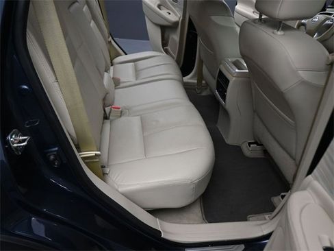 Used 2015 Nissan Murano SL w/ Cargo Package w/Cover image 14