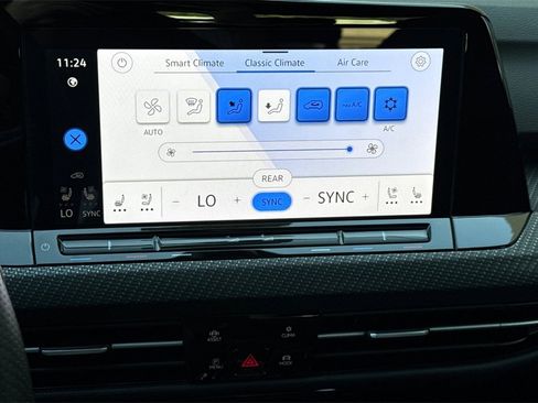 Used 2024 Volkswagen Golf R image 25