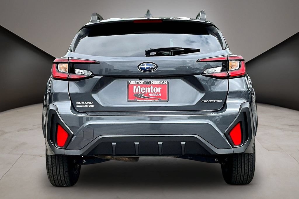 Used 2024 Subaru Crosstrek 2.0i Premium AWD/4WD image 5