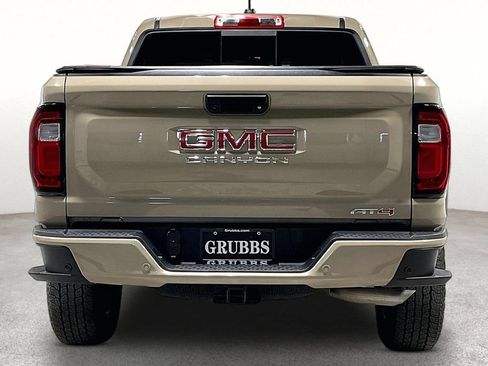 Used 2024 GMC Canyon AT4 w/ AT4 Premium Package AWD/4WD image 5