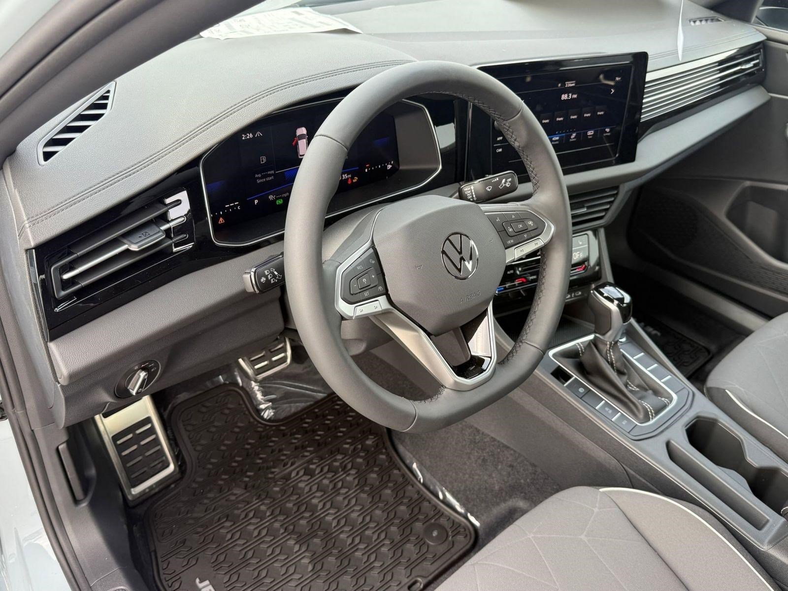 New 2026 Volkswagen Jetta Sport FWD image 4