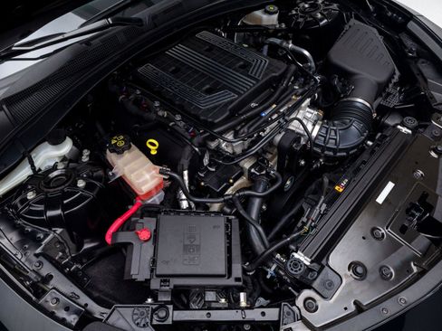 Used 2022 Chevrolet Camaro ZL1 image 23