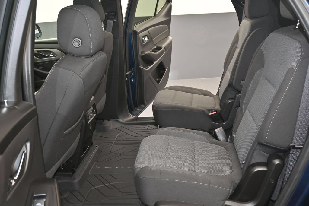 Certified 2023 Chevrolet Traverse LT w/ LPO, Floor Liner Package AWD/4WD image 13