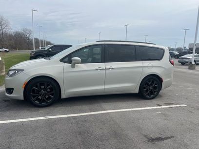 Used 2020 Chrysler Pacifica Touring-L Plus w/ S Appearance Package