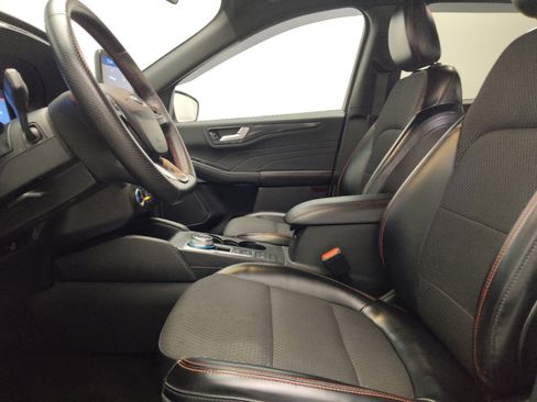 Used 2023 Ford Escape ST-Line AWD/4WD image 17