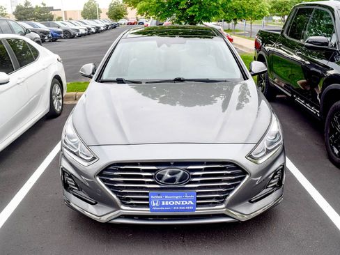 Used 2018 Hyundai Sonata Limited w/ Ultimate Package 02 FWD image 3
