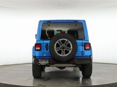 Used 2023 Jeep Wrangler Sahara image 11
