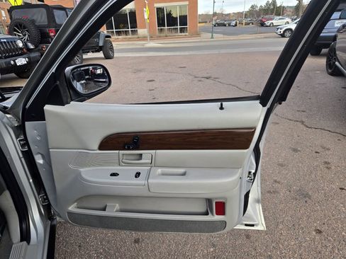 Used 2003 Mercury Grand Marquis LS image 23