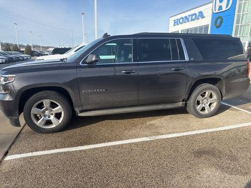 Used 2016 Chevrolet Suburban LT w/ Max Trailering Package image 2