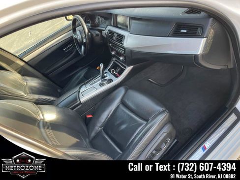 Used 2015 BMW 535i xDrive Sedan AWD/4WD image 25