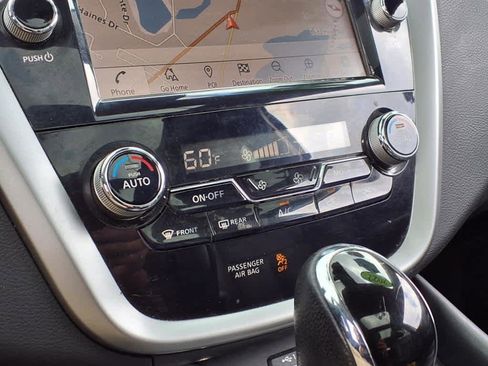 Used 2022 Nissan Murano SL w/ SL Moonroof Package image 18