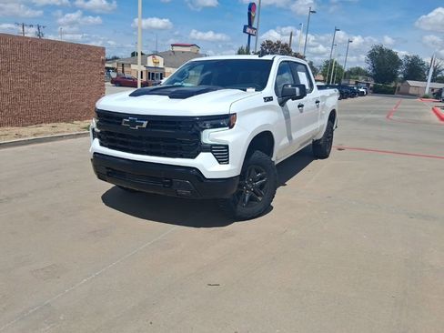 Used 2026 Chevrolet Silverado 1500 LT Trail Boss w/ Safety Package AWD/4WD image 1