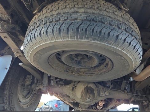 Used 2002 Toyota Tacoma 4x4 Xtracab w/ SR5 Pkg w/ Chrome Pkg image 10