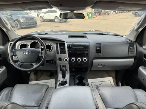 Used 2008 Toyota Sequoia SR5 image 22