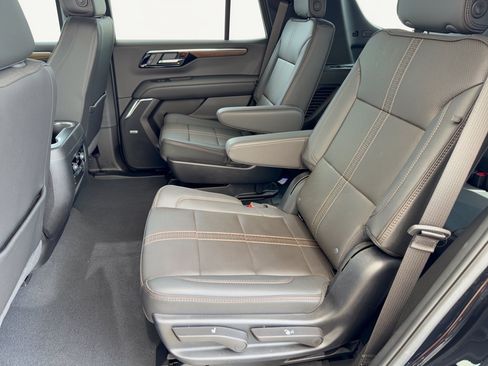 Used 2025 Chevrolet Tahoe High Country AWD/4WD image 25