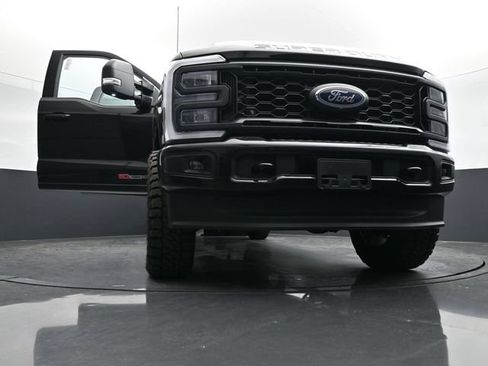 Used 2024 Ford F250 XLT w/ XLT Premium Package AWD/4WD image 47