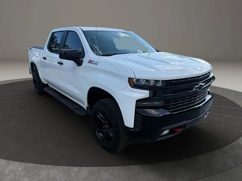 Used 2019 Chevrolet Silverado 1500 LT Trail Boss image 7