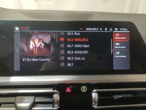 Used 2022 BMW 330i xDrive 330i xDrive w/ M Sport Package image 12