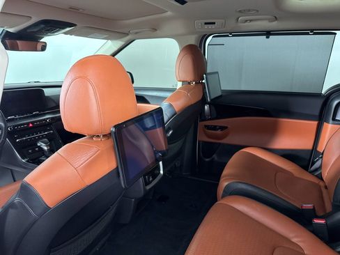 Used 2022 Kia Carnival SX Prestige FWD image 33