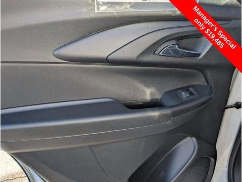 Certified 2023 Chevrolet TrailBlazer LT image 12