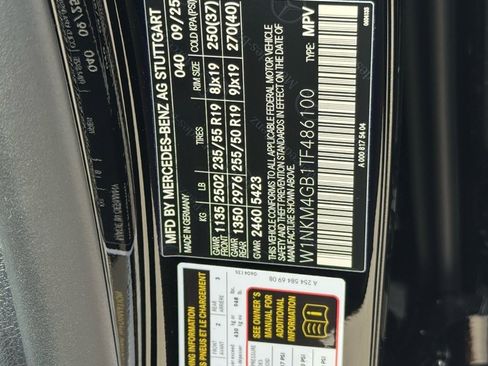 New 2026 Mercedes-Benz GLC 300 image 11