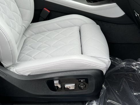 New 2026 BMW X5 xDrive40i w/ Climate Comfort Package image 27