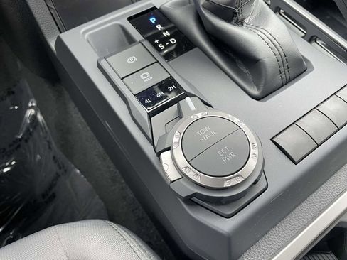 New 2026 Toyota Tacoma SR5 AWD/4WD image 41
