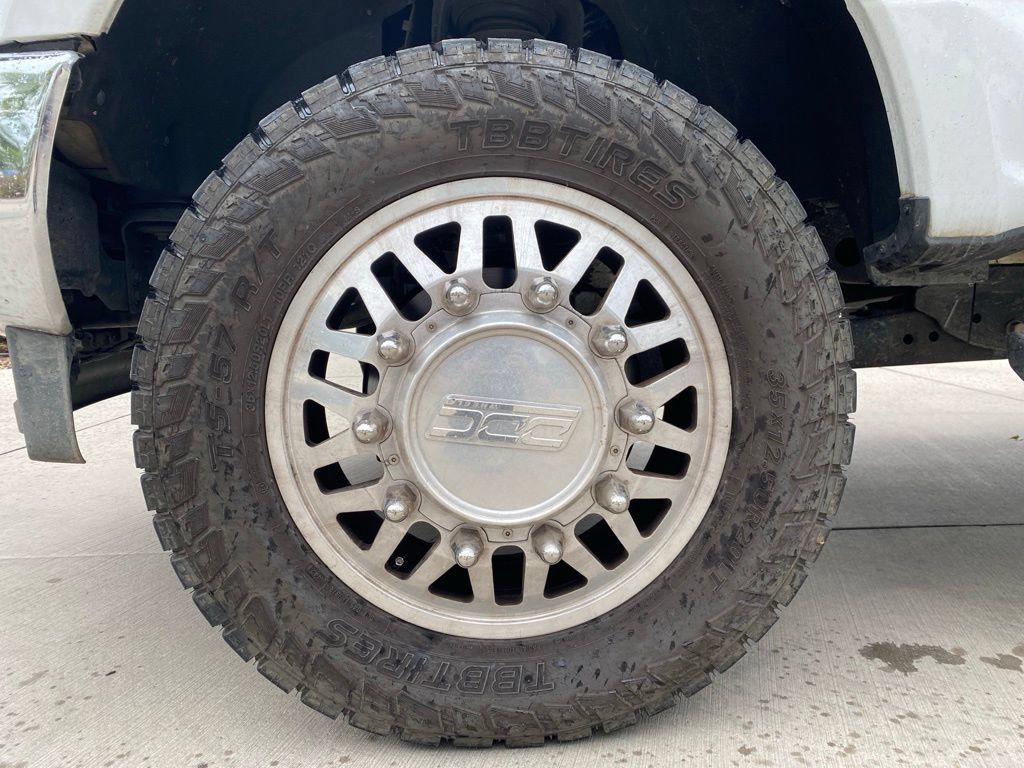 Used 2019 Ford F350 Lariat w/ Lariat Ultimate Package AWD/4WD image 5