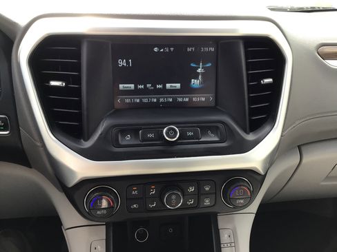 Used 2019 GMC Acadia SLE AWD/4WD image 21