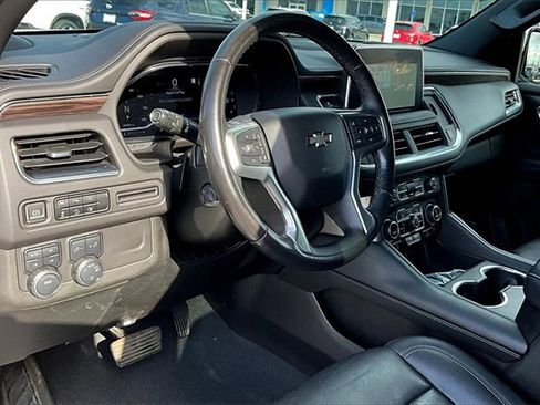 Used 2023 Chevrolet Tahoe Z71 w/ Luxury Package image 14