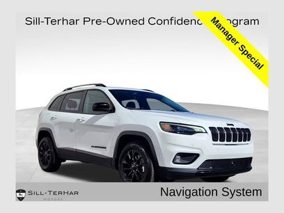 Used 2023 Jeep Cherokee Altitude Lux
