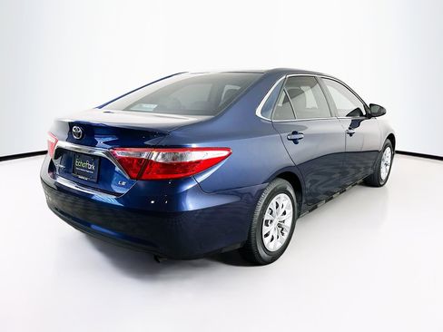 Used 2015 Toyota Camry LE FWD image 9