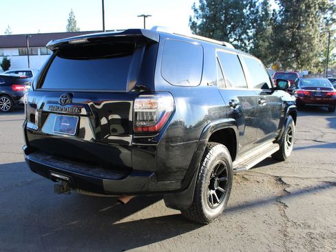 Used 2014 Toyota 4Runner SR5 Premium image 39