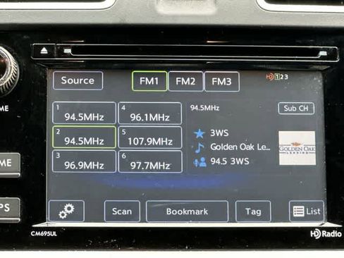 Used 2017 Subaru Crosstrek 2.0i Premium w/ Moonroof Package AWD/4WD image 10