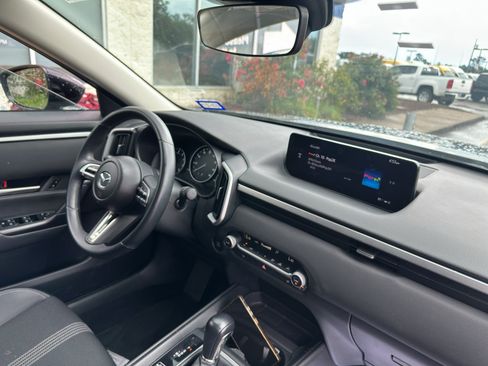Used 2025 MAZDA CX-50 AWD 2.5 S w/ Premium Package image 12