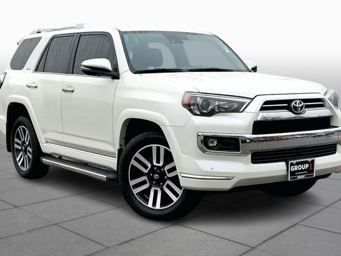 Used 2022 Toyota 4Runner Limited image 3